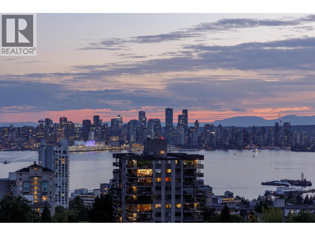 1005 135 E 13th Street, North Vancouver