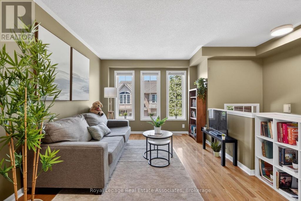 18 - 36 Palomino Trail, Halton Hills (georgetown)