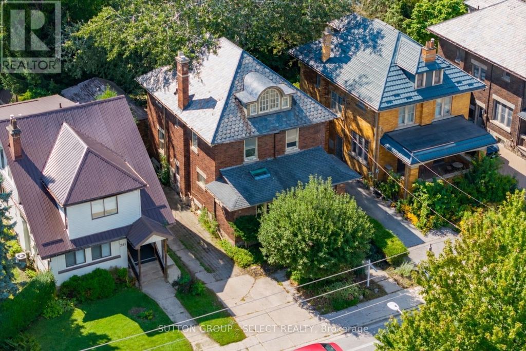 239 Ridout Street S, London South (south G)