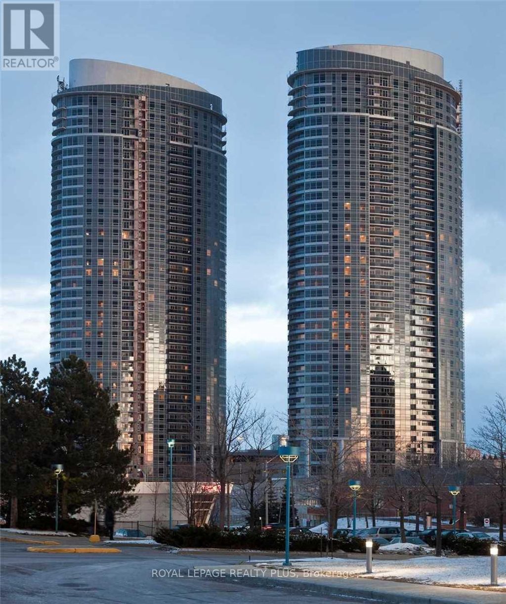 1602 - 125 Village Green Square, Toronto (agincourt South-Malvern West)