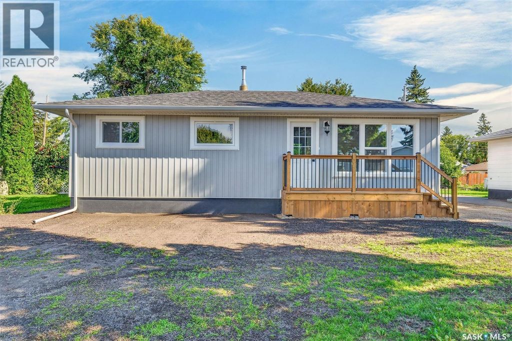 1516 96th Street, Tisdale