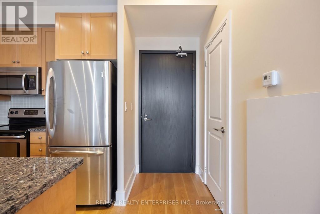 2706 - 18 Yorkville Avenue W, Toronto (annex)