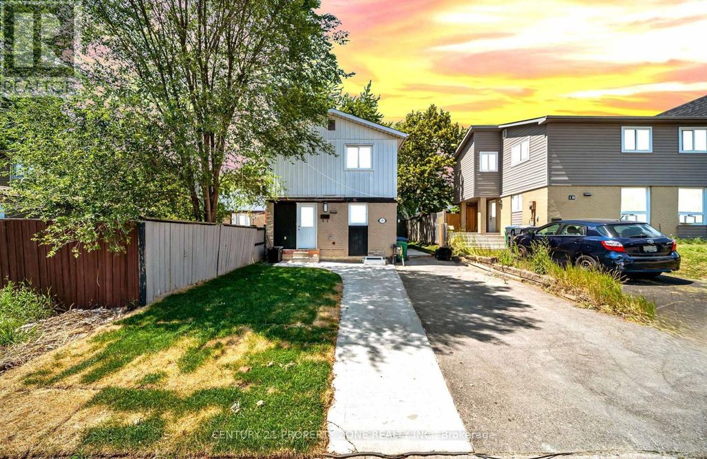 19 Horseshoe Court, Brampton (central Park)