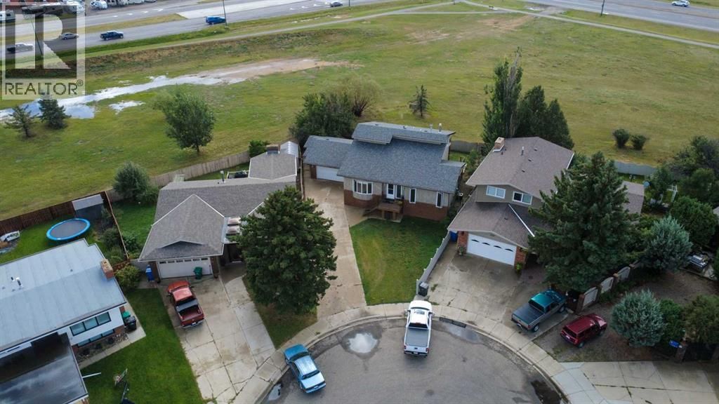 2223 42 Street S, Lethbridge