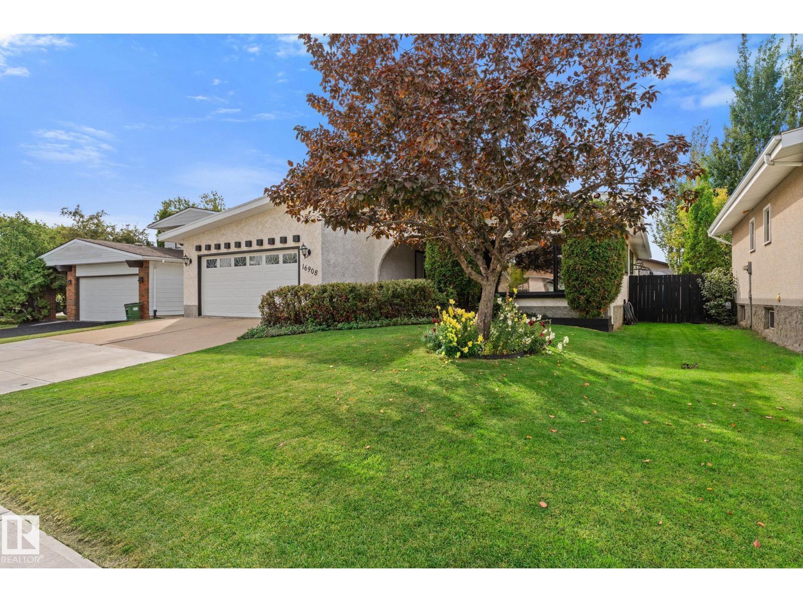 16908 110 St Nw Nw, Edmonton