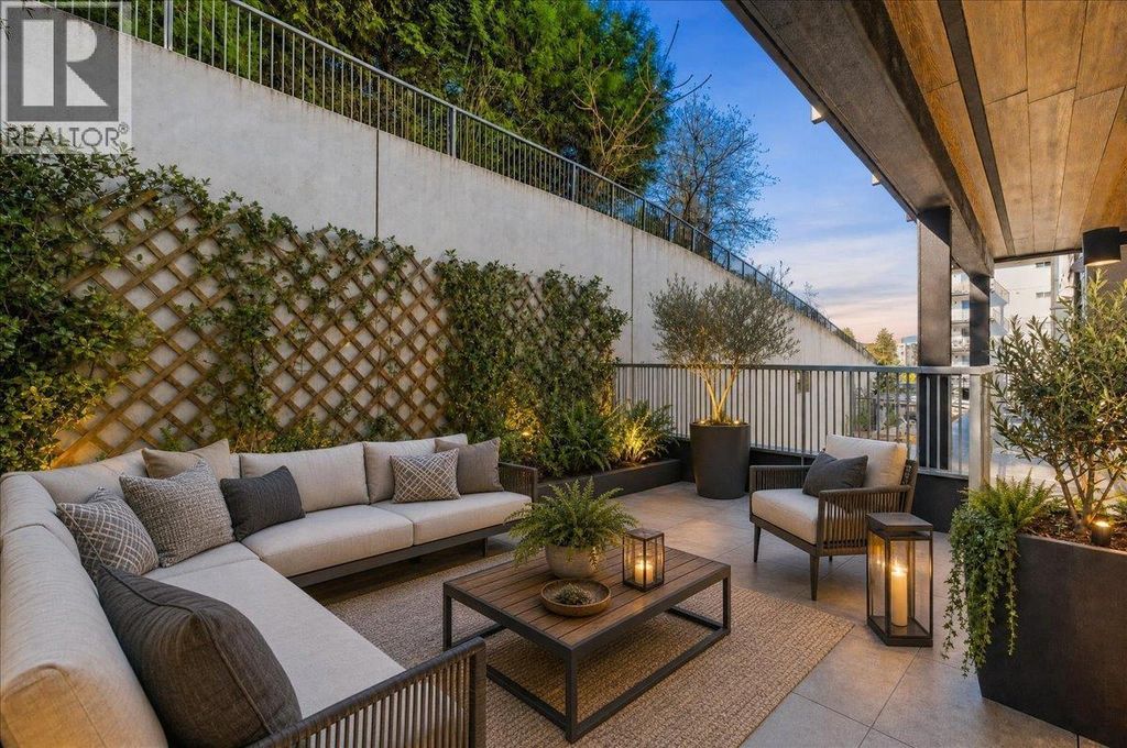 320 3229 St Johns Street, Port Moody