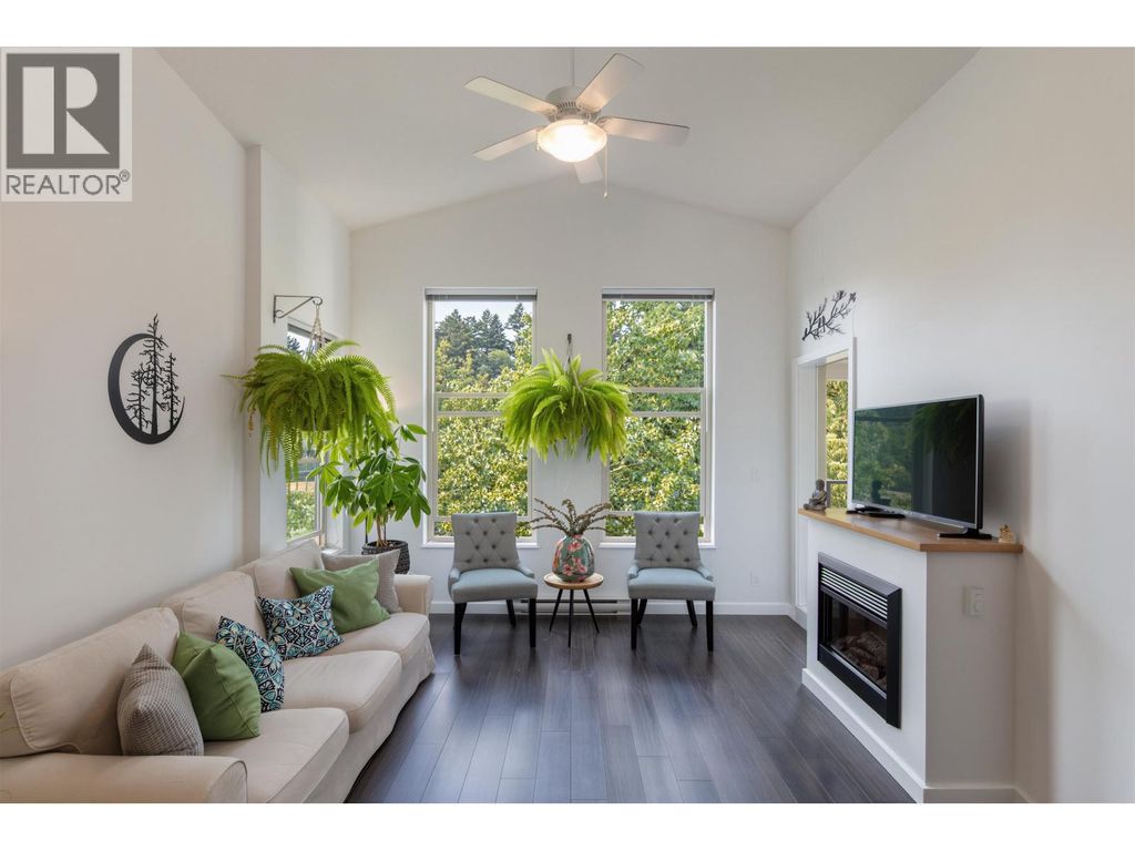 401 265 Ross Drive, New Westminster