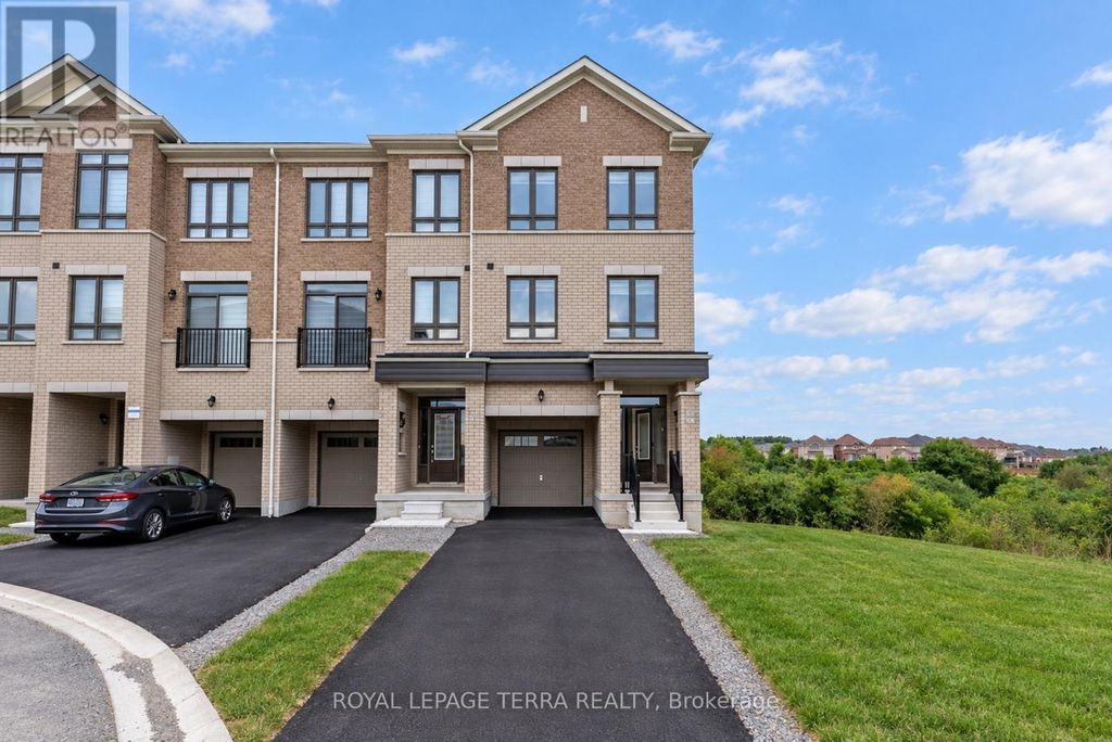 51 Upper Paradise Way, Whitby