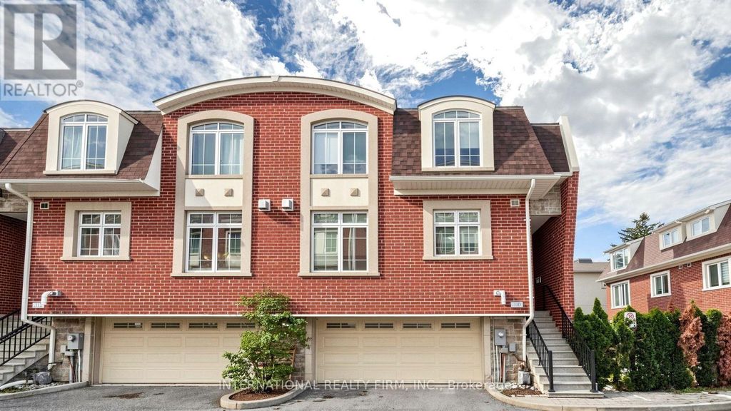 110 Lorraine Drive, Toronto (willowdale West)