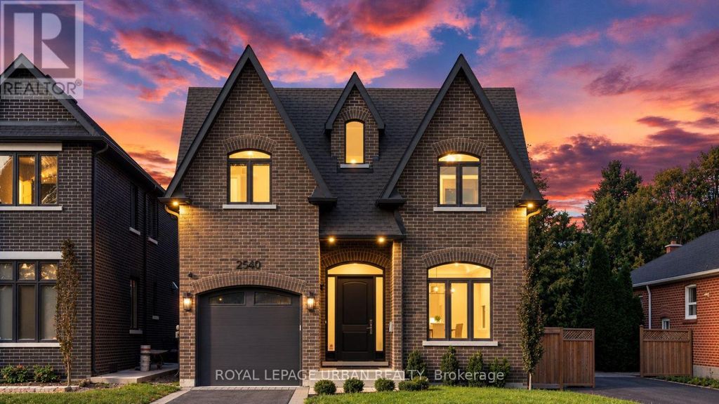 2540 St Clair Avenue E, Toronto (o'connor-Parkview)