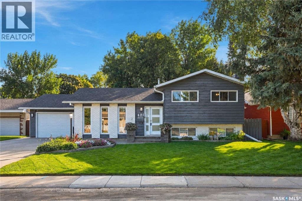 421 Birch Crescent, Saskatoon