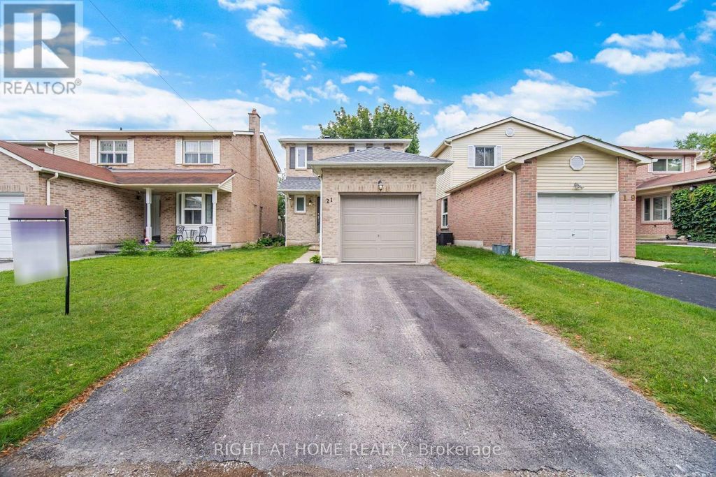 21 Dobson Drive, Ajax (central)