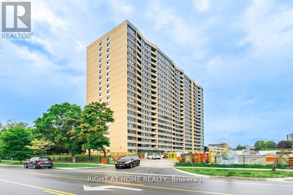 1704 - 2050 Bridletowne Circle, Toronto (l'amoreaux)