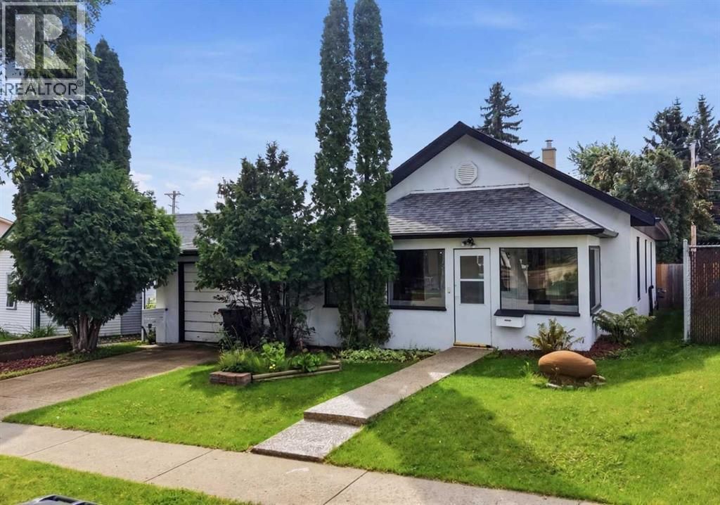 5011 54 Ave, Ponoka