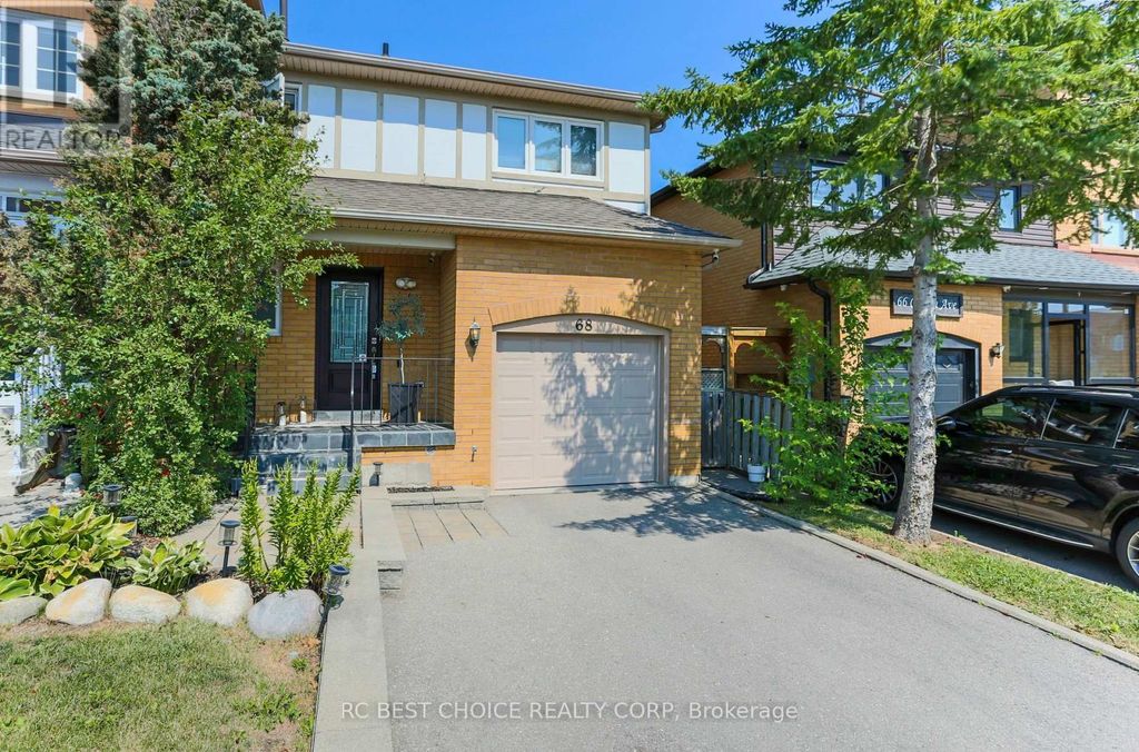 68 Carron Avenue, Vaughan (maple)