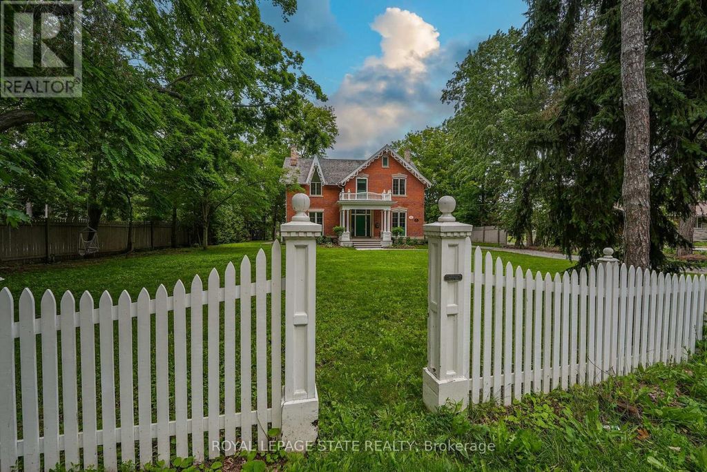 262 Main Street W, Grimsby (grimsby West)