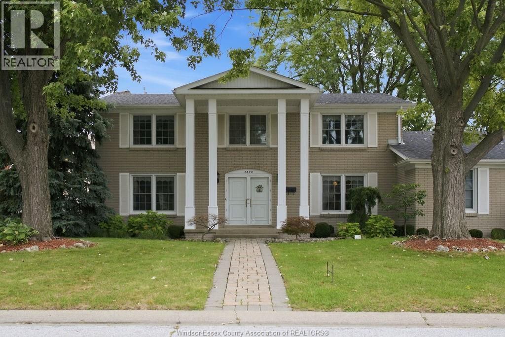 3590 Huntington Avenue, Windsor