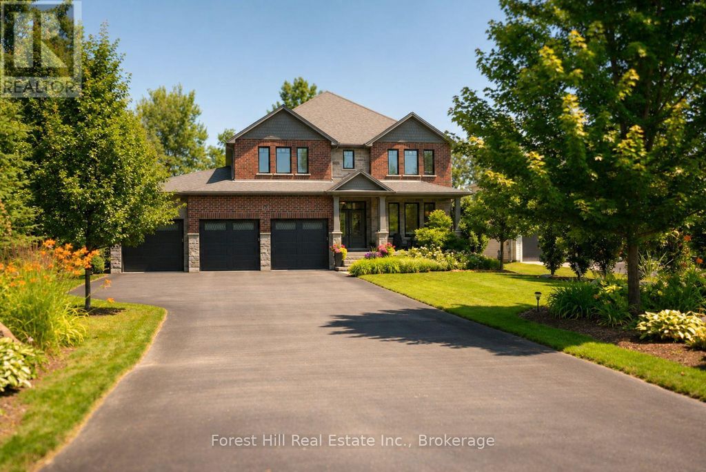 155 Glenlake Boulevard, Collingwood