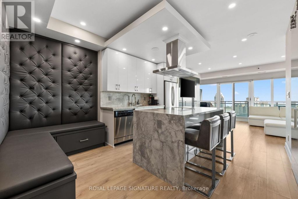 2128 - 165 Legion Road, Toronto (mimico)