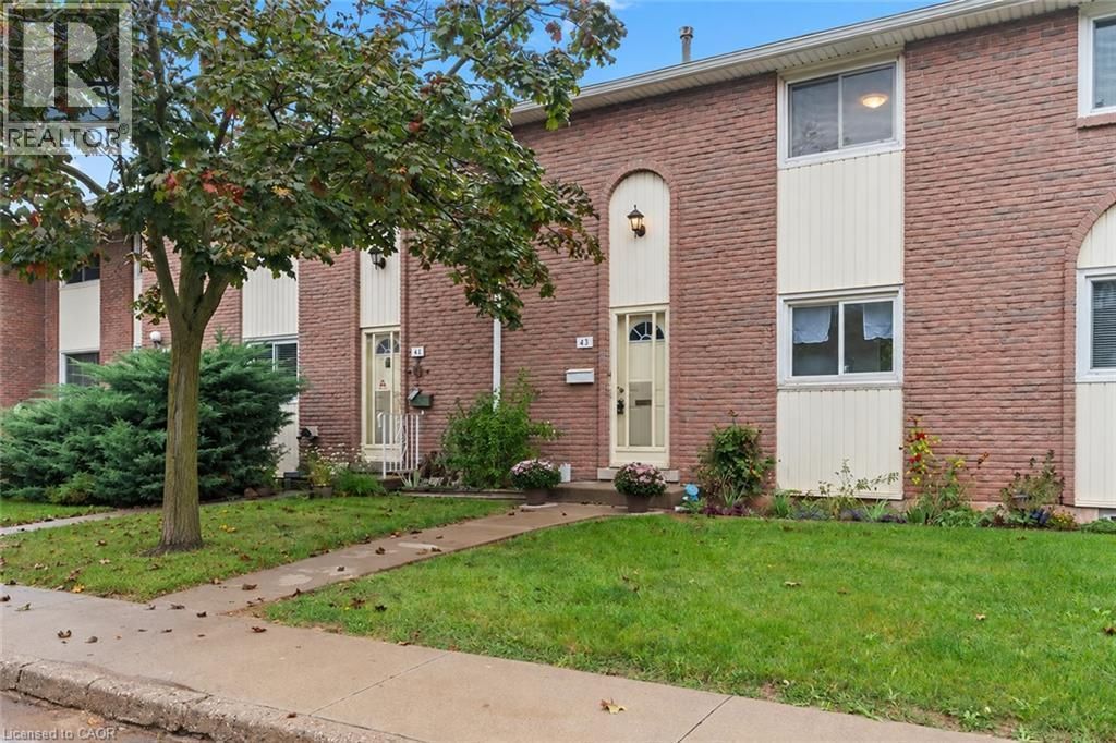 151 Gateshead Crescent Unit# 43, Stoney Creek