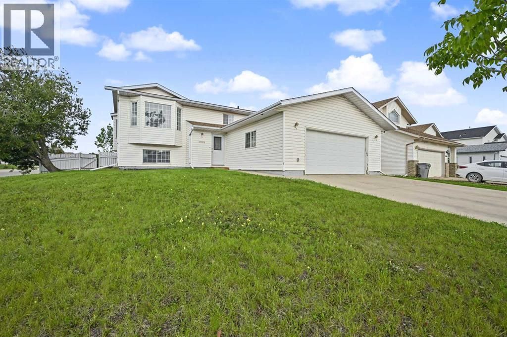 11102 90 Street, Grande Prairie