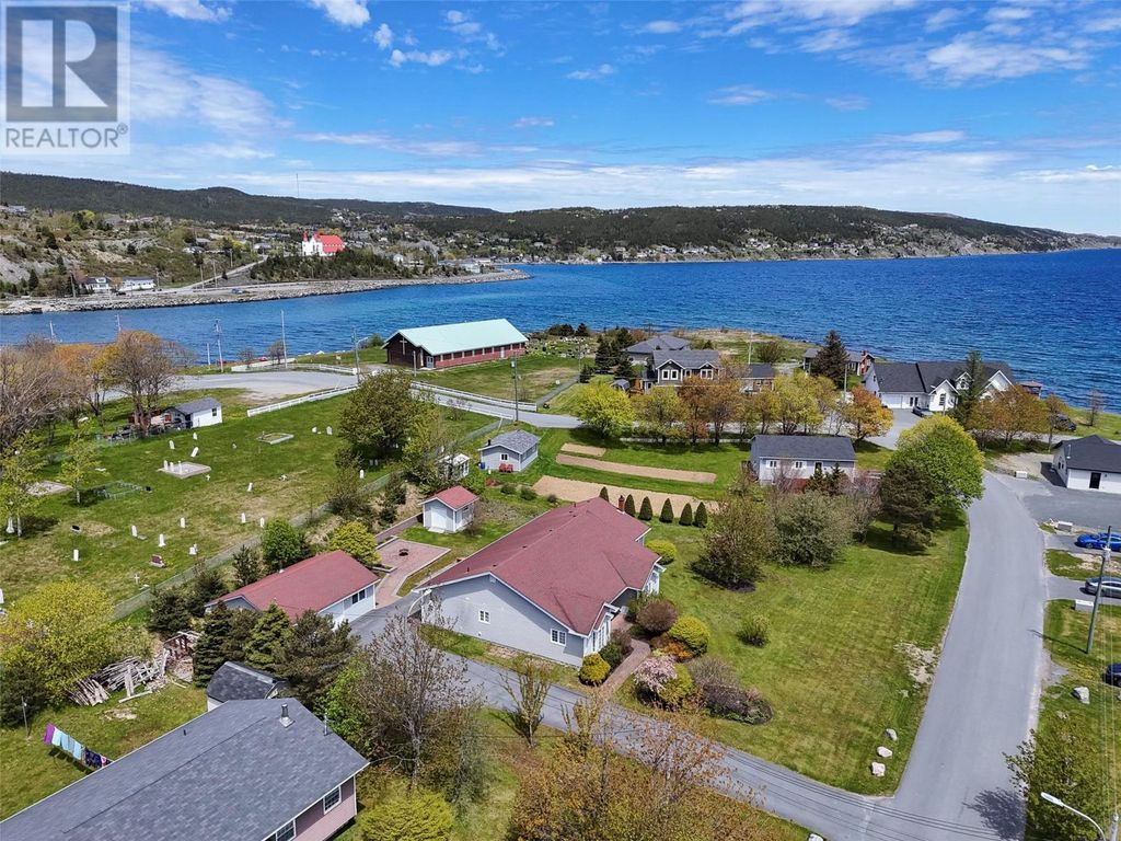 27-31 Back Cove North Road, Spaniards Bay
