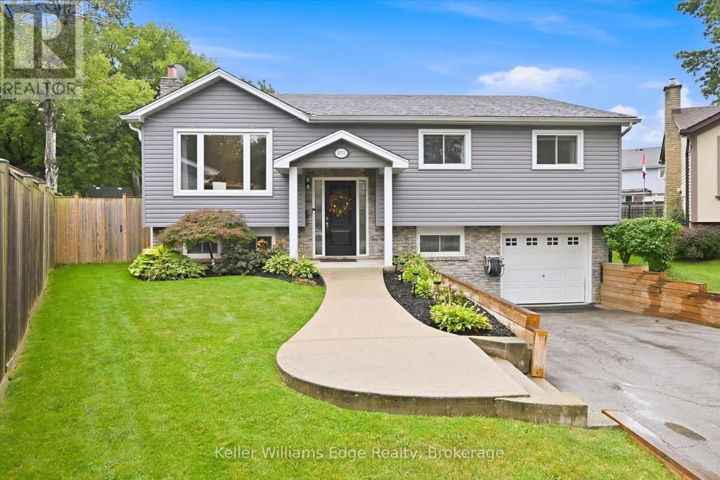 2372 Cayuga Court, Burlington (brant Hills)