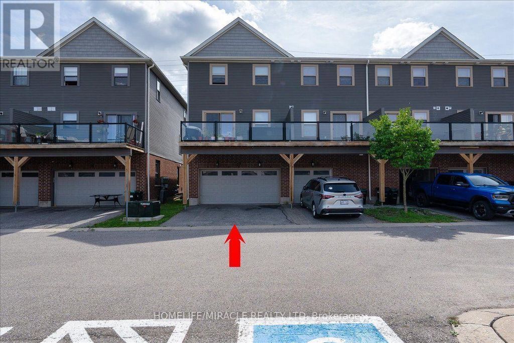 27 - 1 Leggott Avenue, Barrie (painswick North)