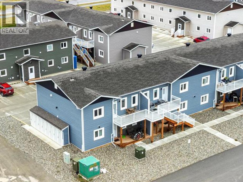 201-250 Olive May Way, Whitehorse