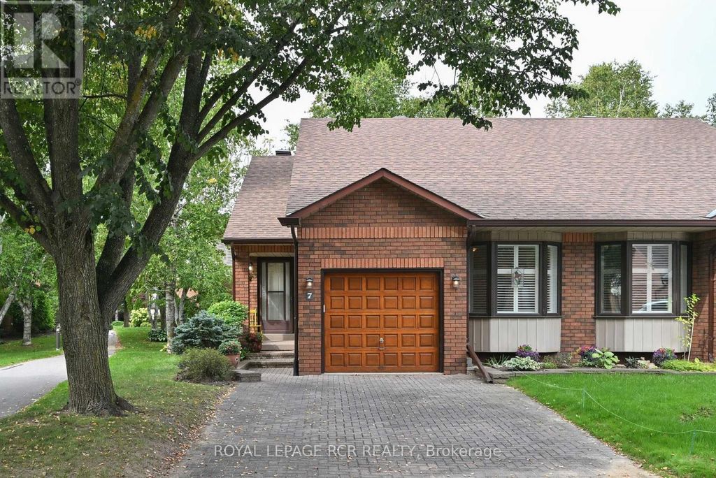 7 Dell Arbor Crescent, New Tecumseth (alliston)