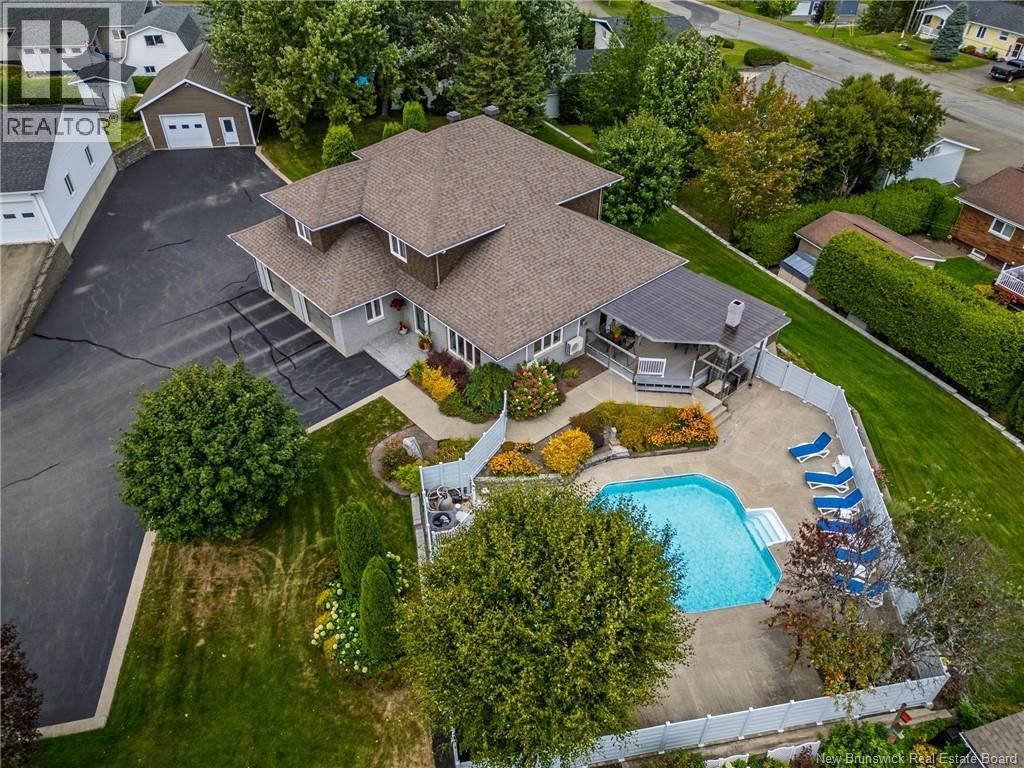 52 Levesque Street, Grand-Sault/grand Falls