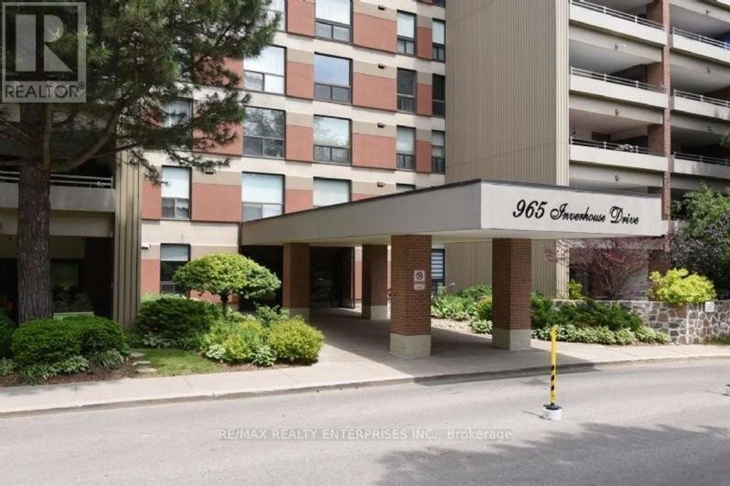 #709 - 965 Inverhouse Drive, Mississauga (clarkson)
