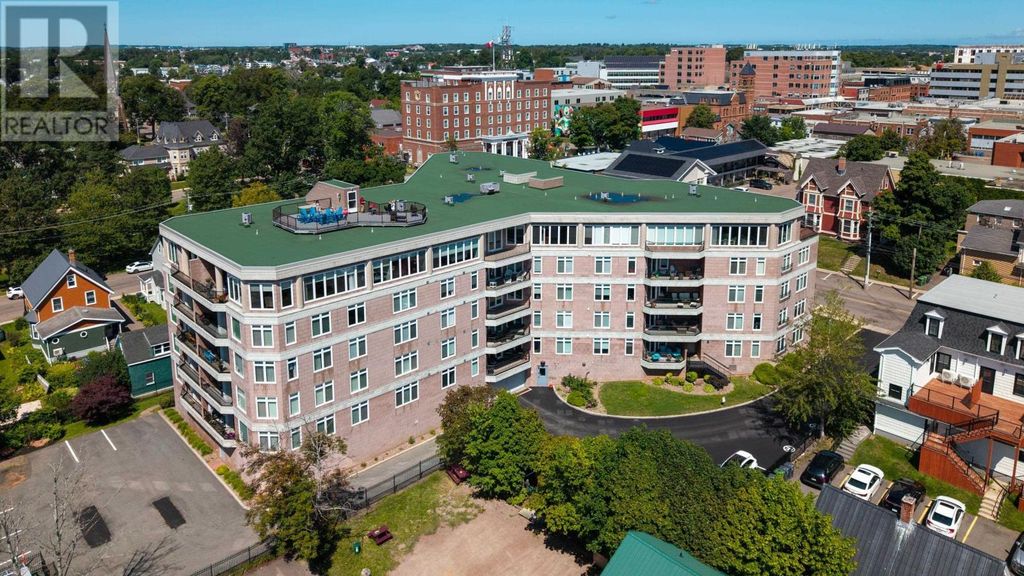 504 135 Pownal Street, Charlottetown
