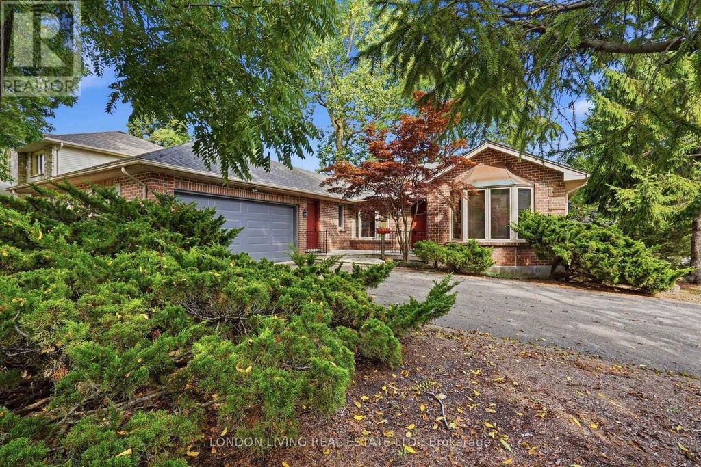 181 Timber Drive, London South (south B)