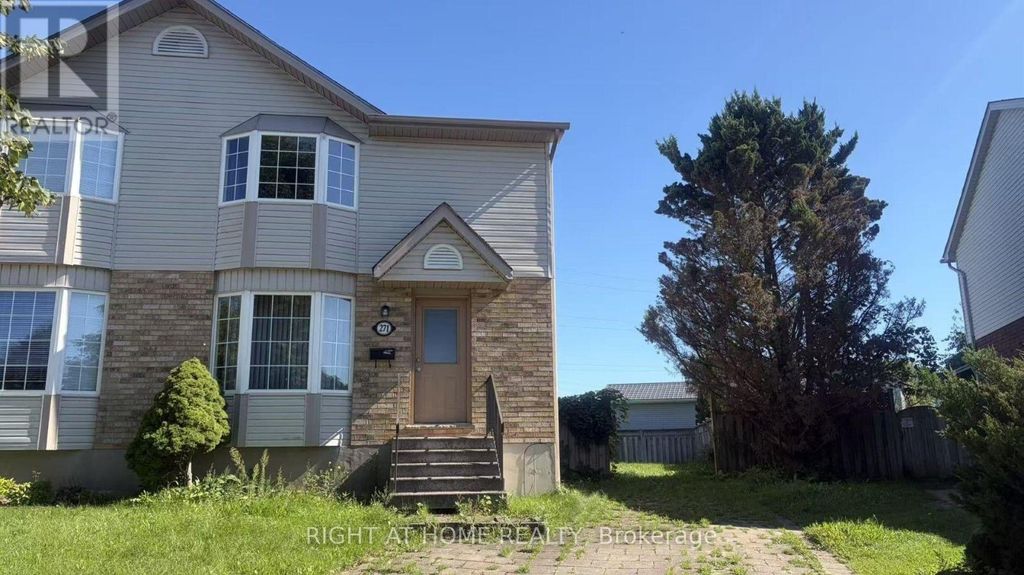 271 Fleming Drive, London East (east D)