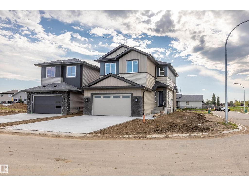 10462 104 St, Morinville