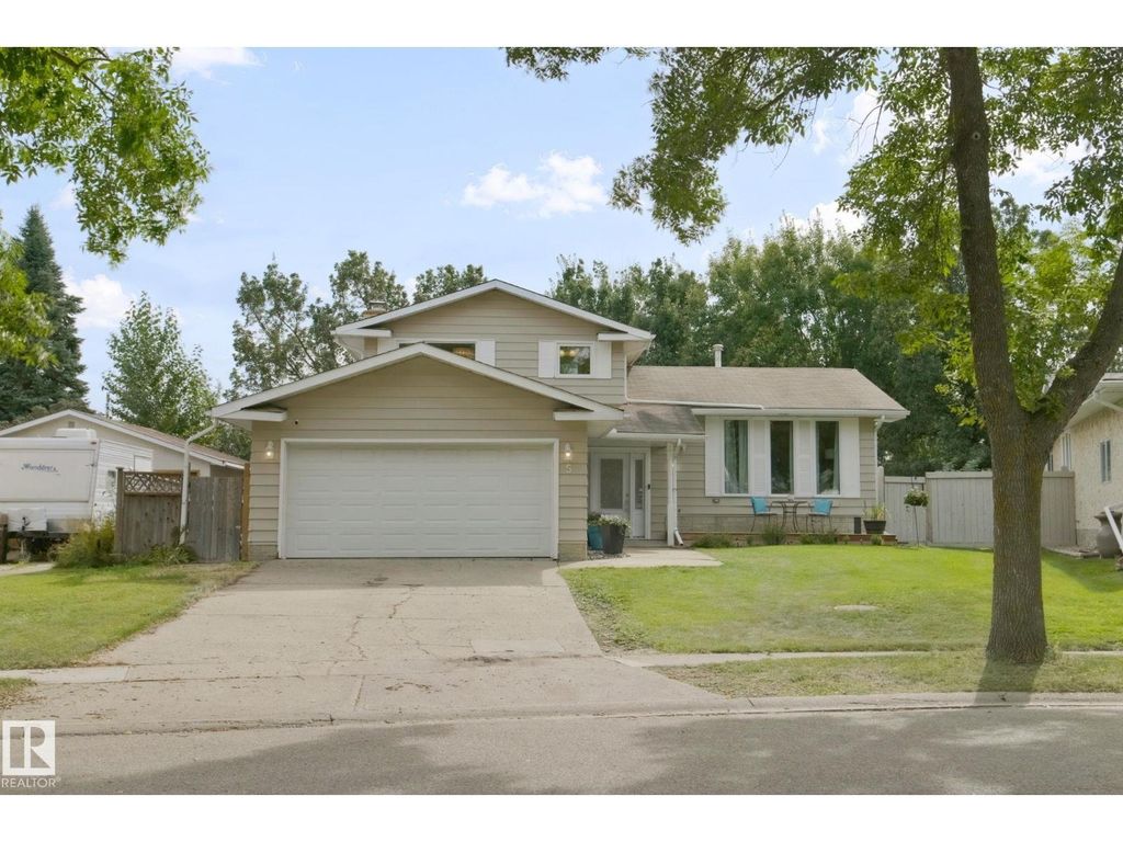 5 Labelle Cr, St. Albert