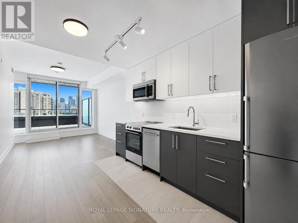 1005 - 664 Spadina Avenue, Toronto (university)