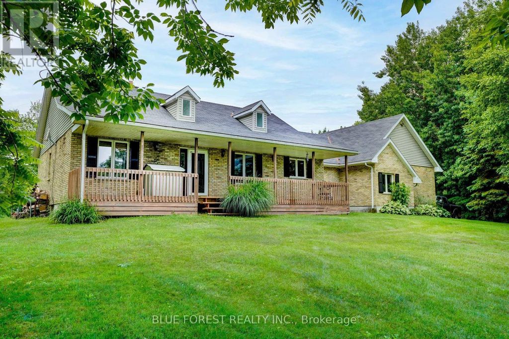 23706 Gray Line, West Elgin
