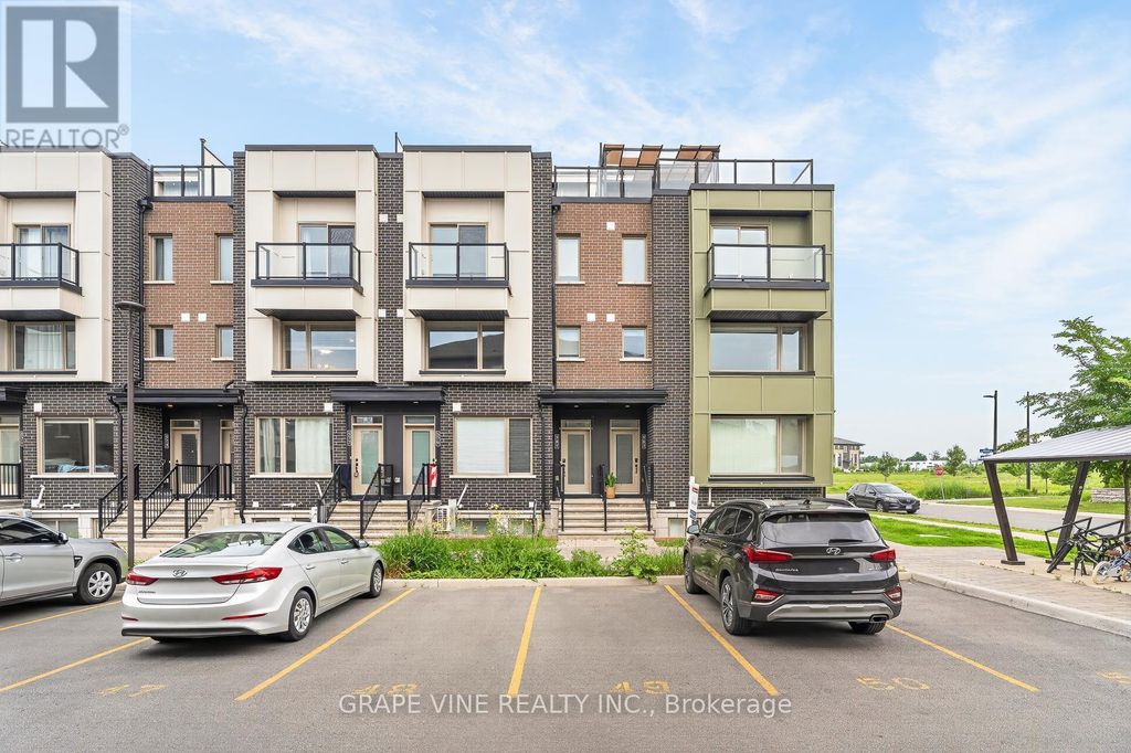 216 - 581 Takamose Private, Ottawa