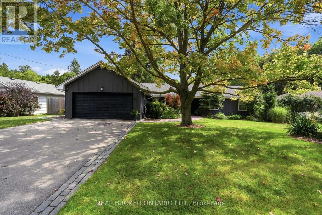 54 Mayfair Avenue, Hamilton (dundas)