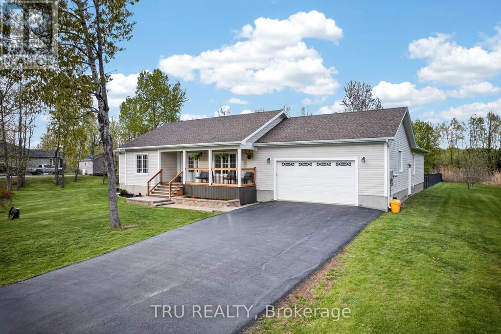 52 Kimberly Avenue, North Grenville