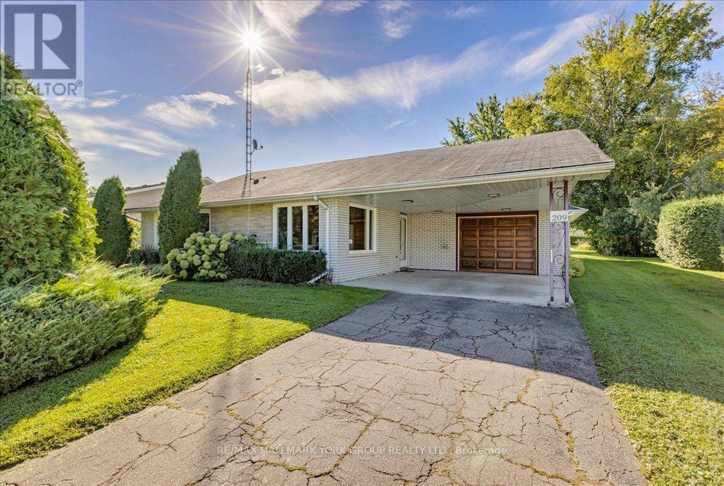 209 South Channel Drive, Georgina (keswick North)