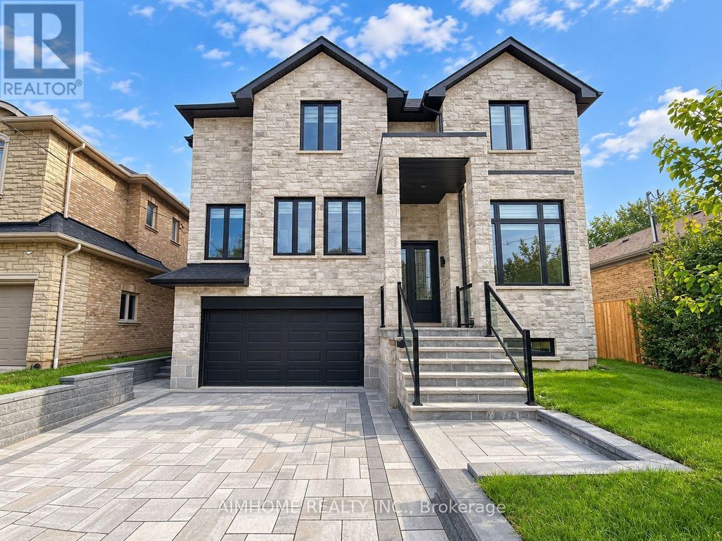 199 Waterloo Avenue, Toronto (bathurst Manor)