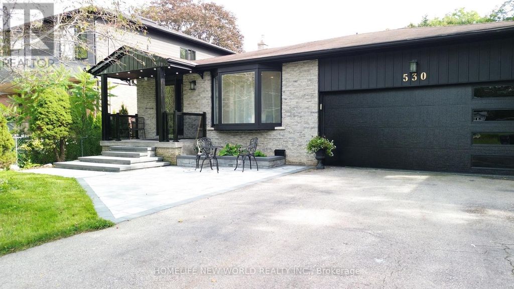 530 Rouge Hills Drive, Toronto (rouge)
