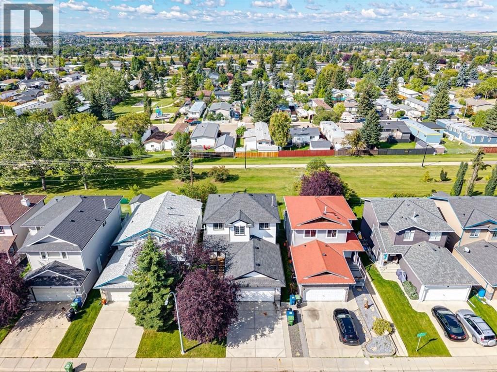 202 Springs Place Se, Airdrie