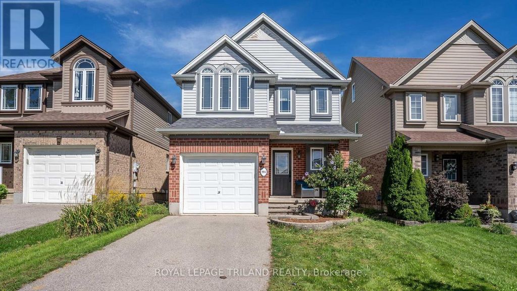 994 Mapleridge Street, London North (north M)