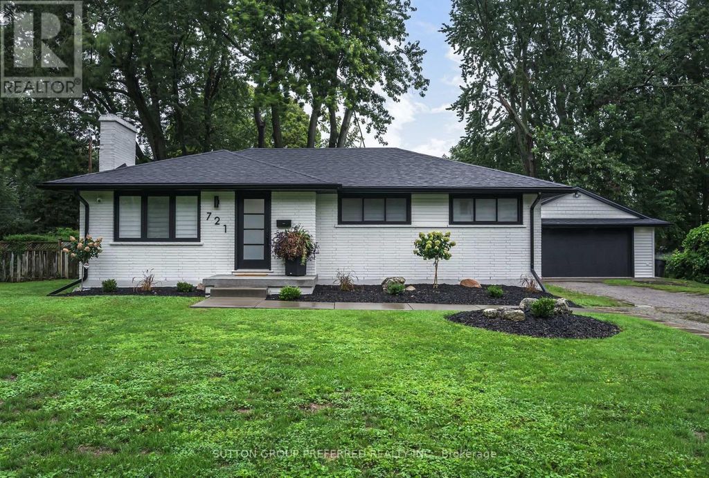 721 Inverness Avenue, London North (north P)