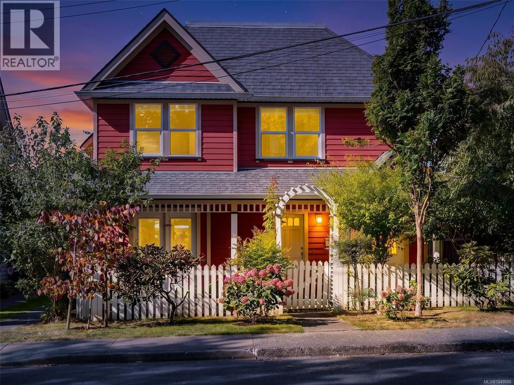1110 Reno St, Victoria