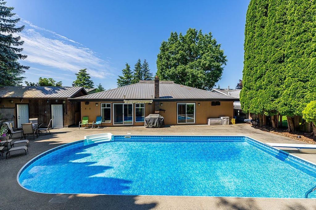 3762 Nanaimo Crescent, Abbotsford